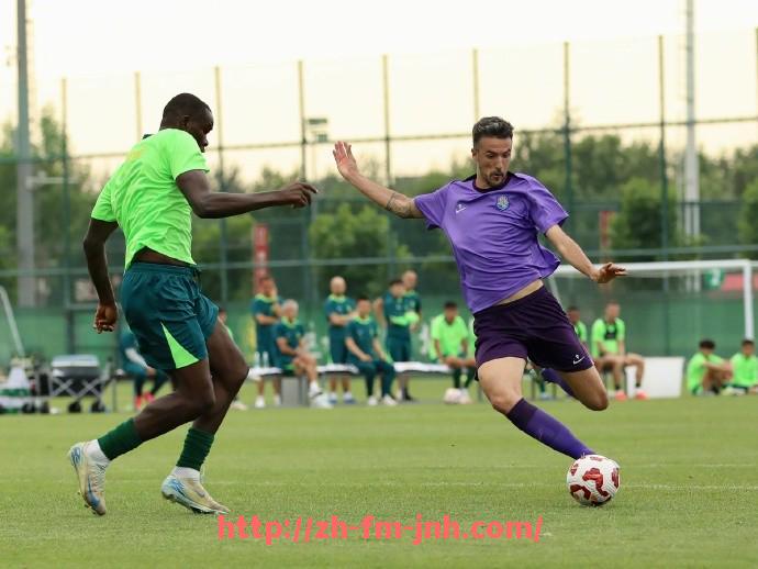 金年会-世俱杯中场失误导致失球比例分析:比赛中控场失误的代价有多高?